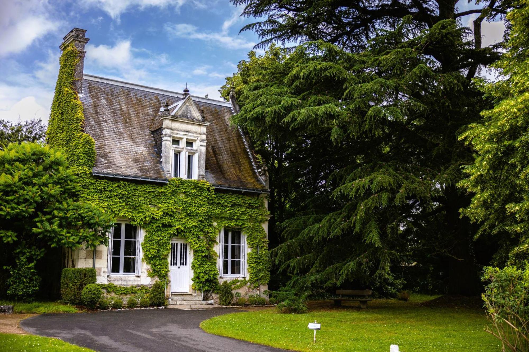 Domaine De La Tortiniere Hotel Veigne ภายนอก รูปภาพ
