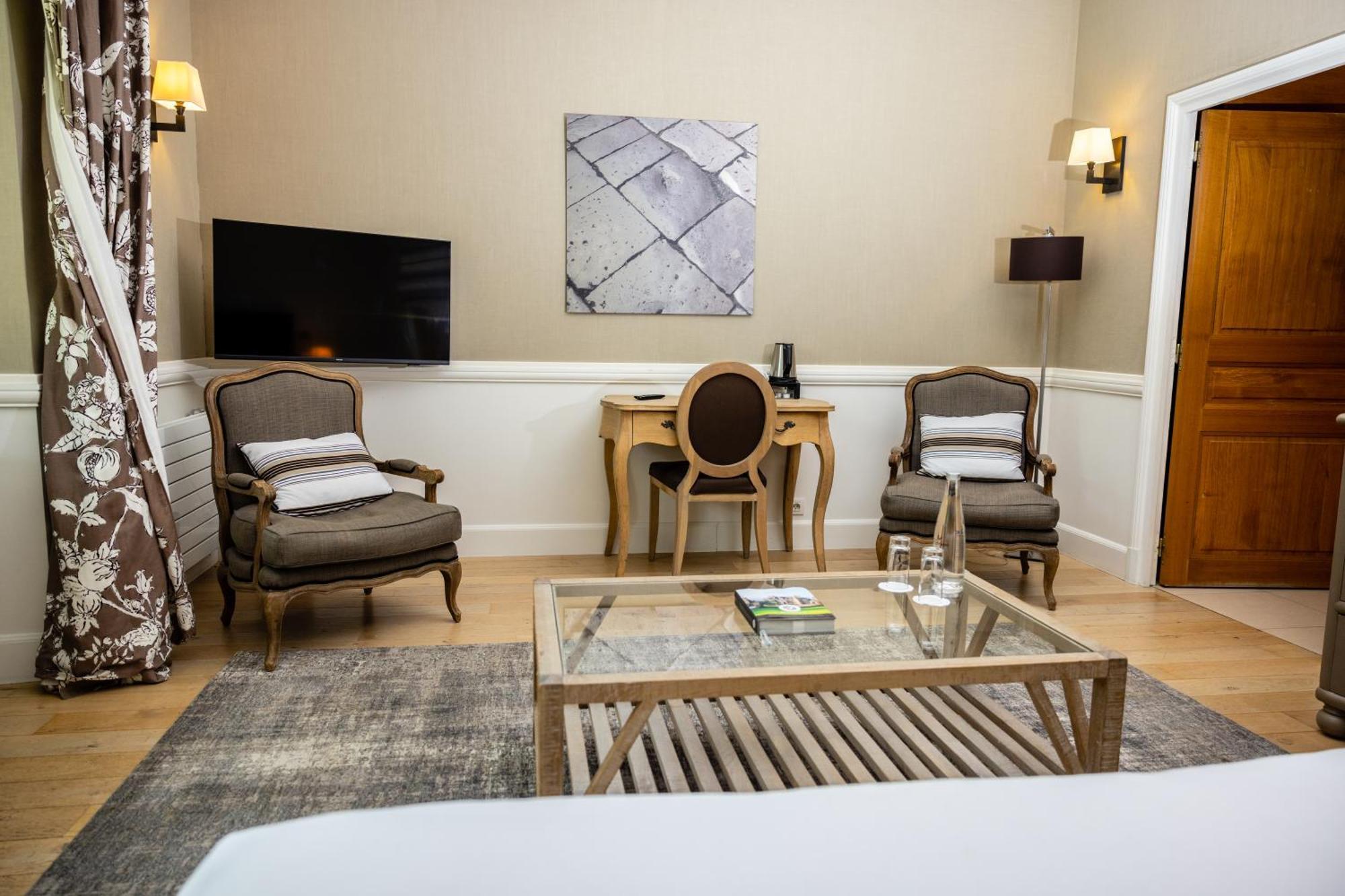 Domaine De La Tortiniere Hotel Veigne ภายนอก รูปภาพ